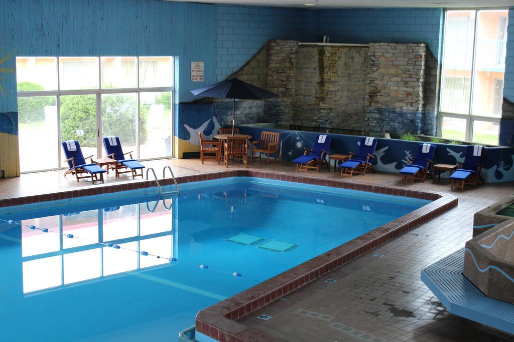 Rodeway Inn & Suites Rockford Zewnętrze zdjęcie