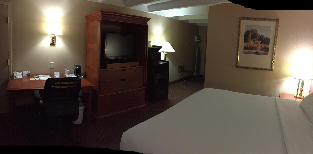 Rodeway Inn & Suites Rockford Zewnętrze zdjęcie