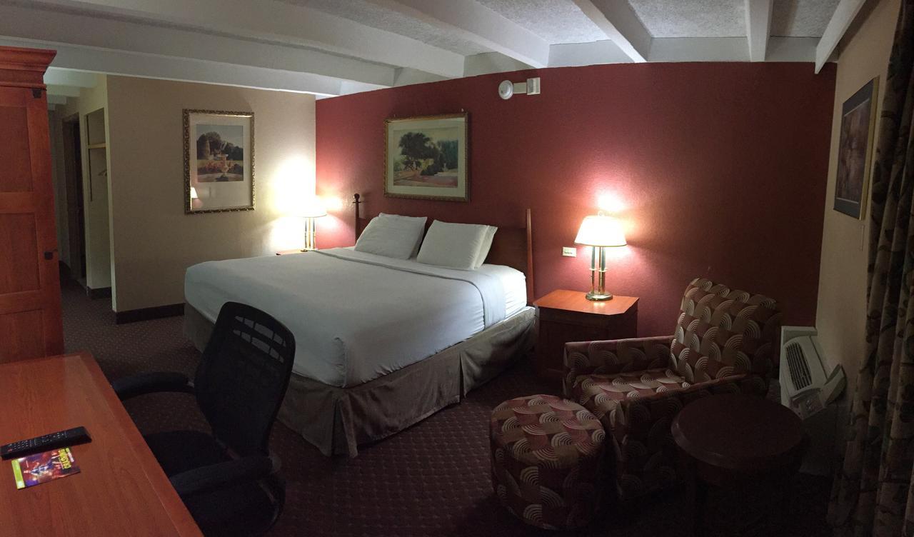 Rodeway Inn & Suites Rockford Zewnętrze zdjęcie