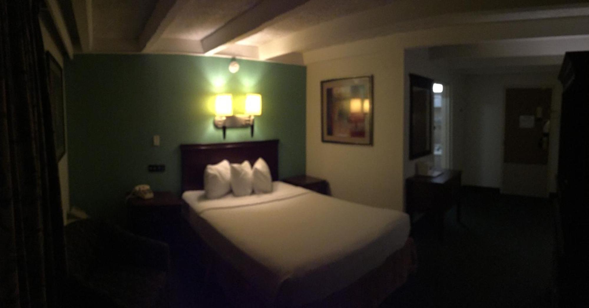 Rodeway Inn & Suites Rockford Zewnętrze zdjęcie