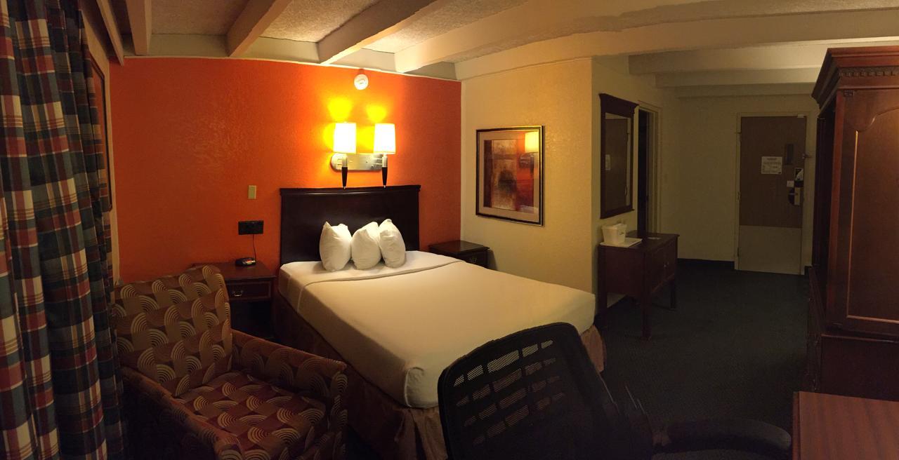 Rodeway Inn & Suites Rockford Zewnętrze zdjęcie