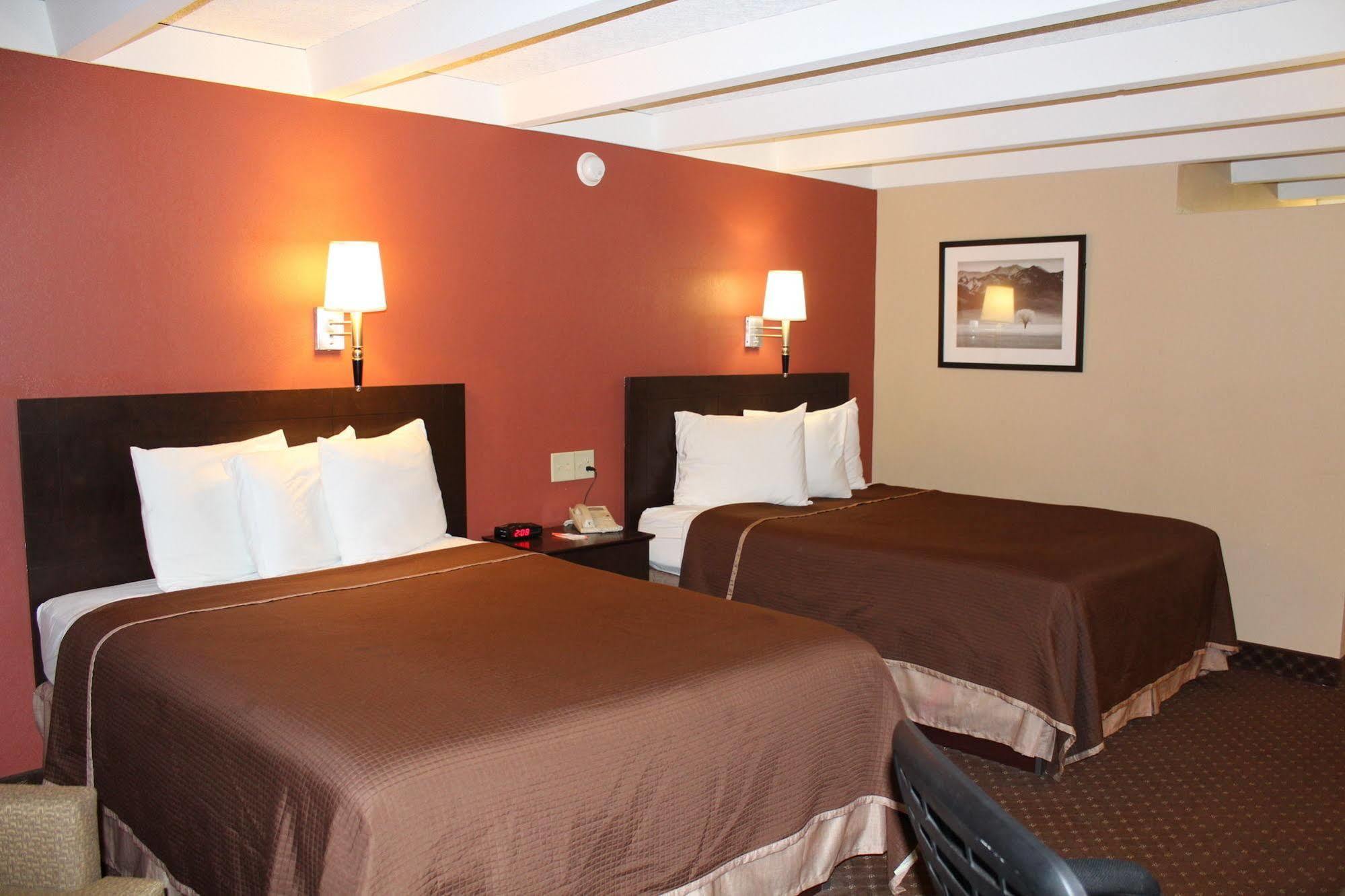 Rodeway Inn & Suites Rockford Zewnętrze zdjęcie
