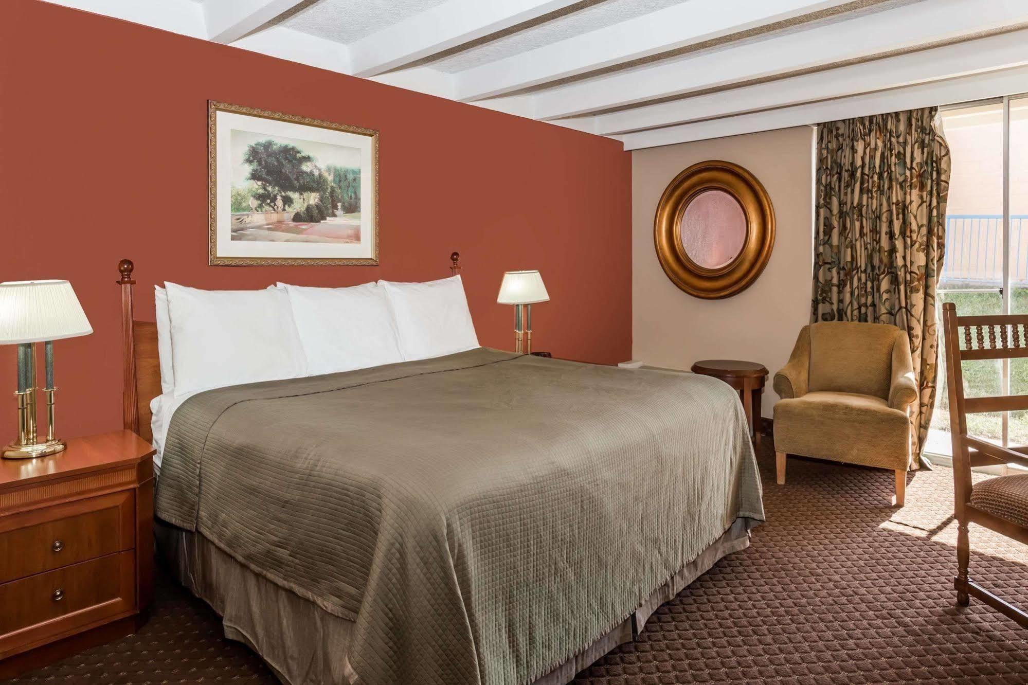 Rodeway Inn & Suites Rockford Zewnętrze zdjęcie