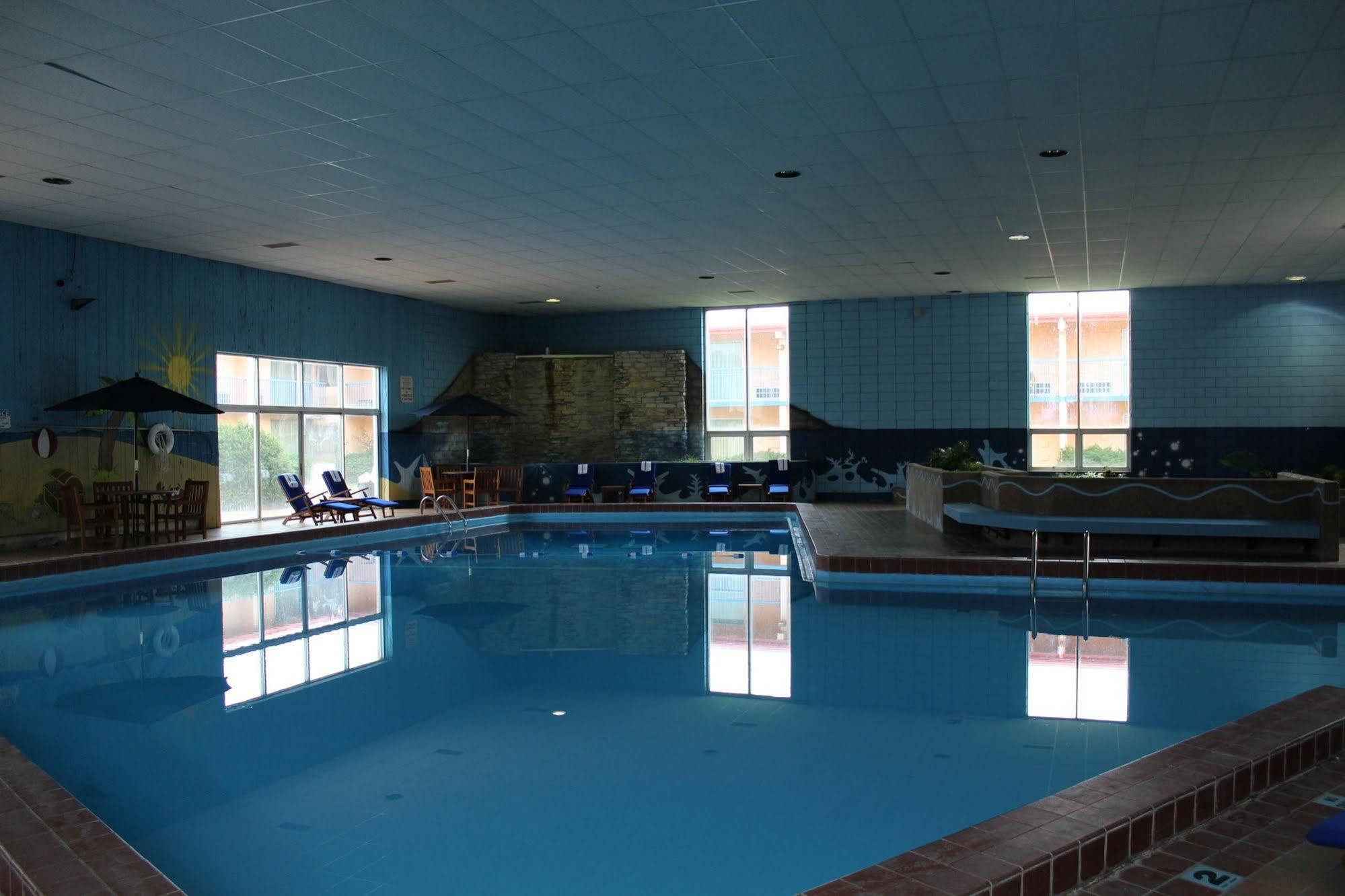 Rodeway Inn & Suites Rockford Zewnętrze zdjęcie