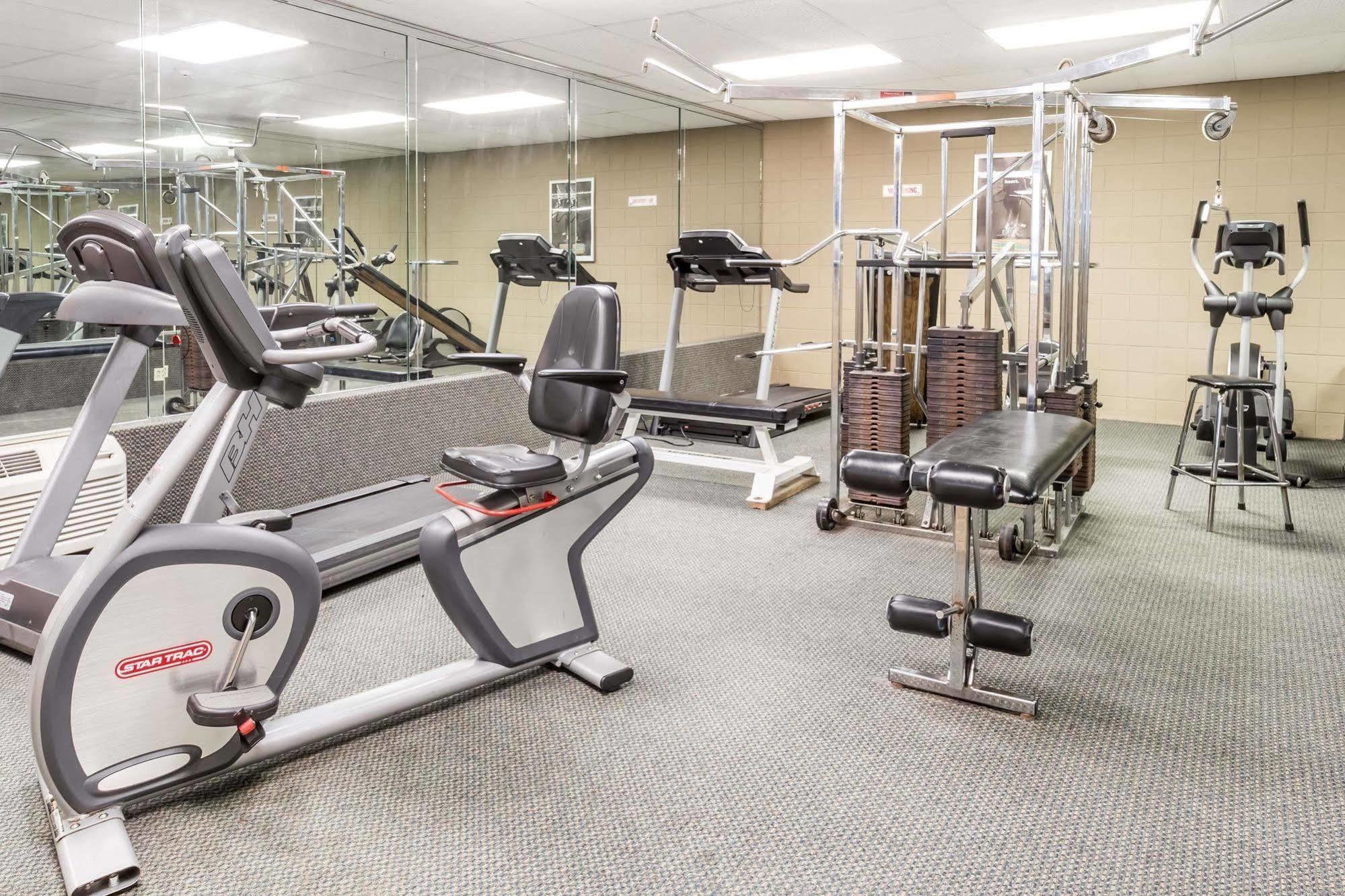 Rodeway Inn & Suites Rockford Zewnętrze zdjęcie