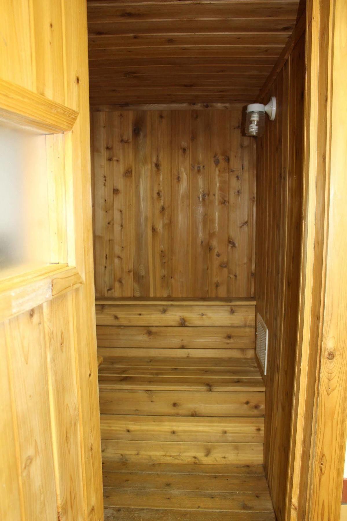 Rodeway Inn & Suites Rockford Zewnętrze zdjęcie