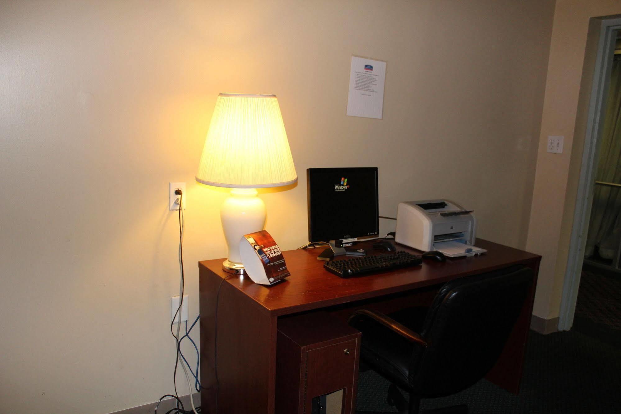 Rodeway Inn & Suites Rockford Zewnętrze zdjęcie